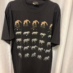 JML Fashion Group Vintage Big 5 Animals Women’s Large embellished T-shirt